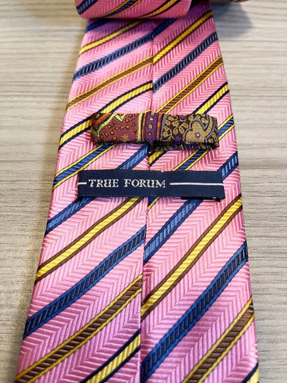 True Forum Pink Blue Gold Striped 100% Silk Men's Necktie Classic Business Tie